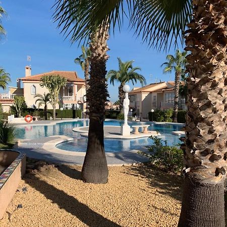 Schoenes Ferienbungalow In Los Altos Torrevieja Zewnętrze zdjęcie